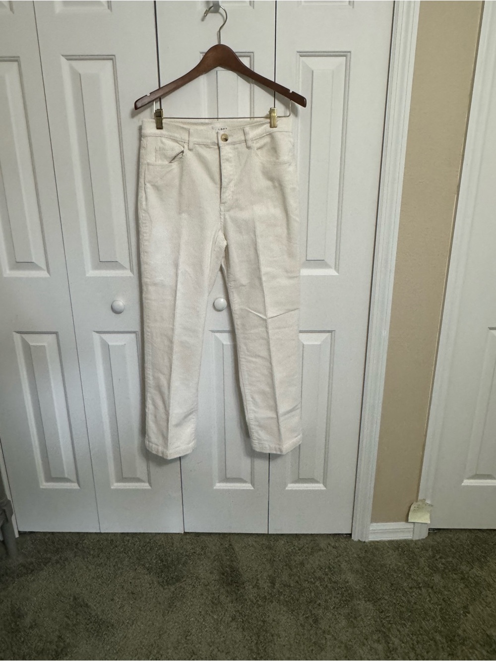LOFT Off-White Straight-Leg Corduroy Jeans